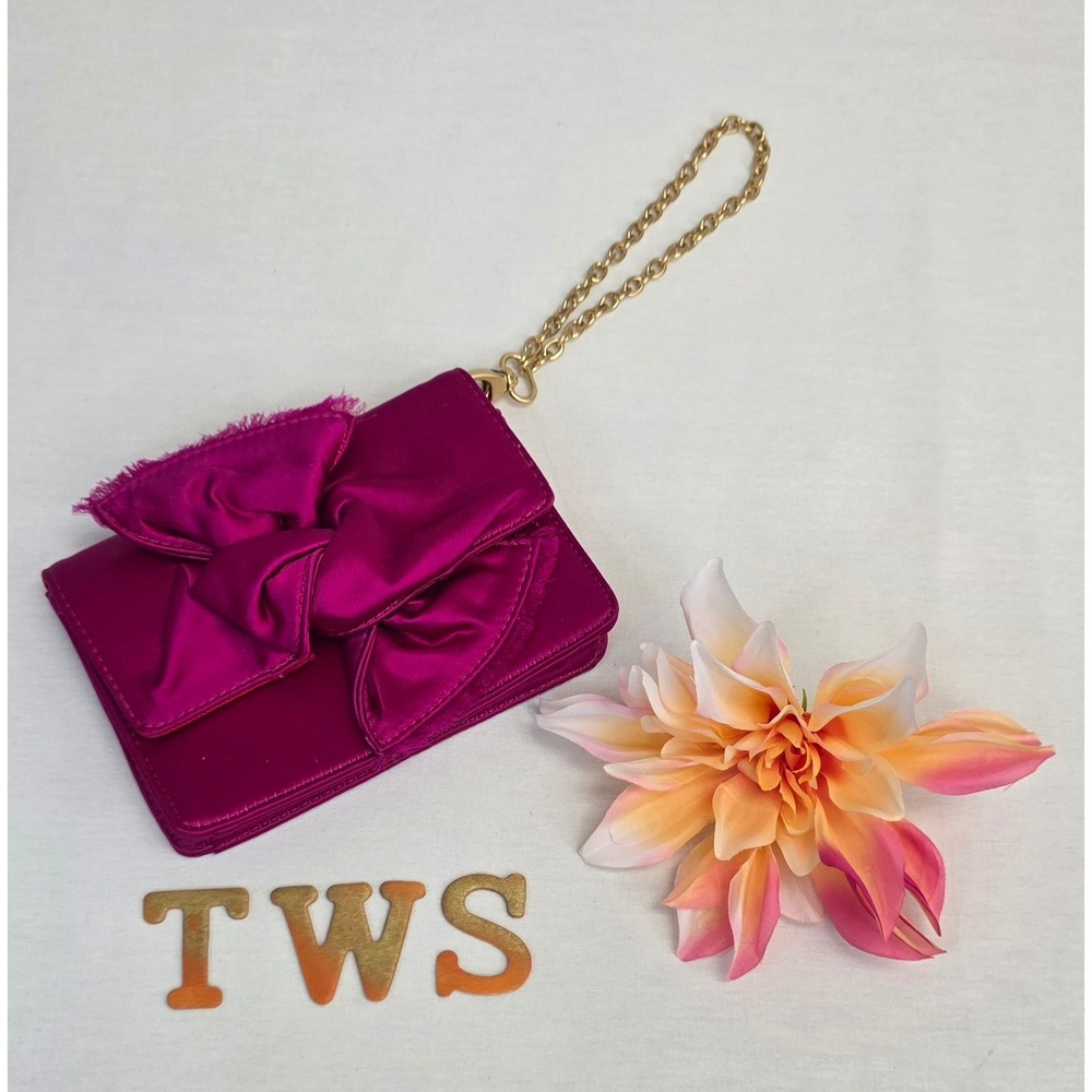 BCBGMAXAZRIA Magenta Pink Satin Bow Wristlet Clutch Bag Gold Chain Accent